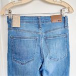 Madewell  • Roadtripper Crop Jeans in Iberia Wash skinny ankle cropped slim Photo 10