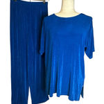 A Touch of Class Vintage USA Vibrant Blue Two Photo 0