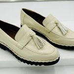 Franco Sarto Carolynn Womens Sz 8.5 Lug Sole Tassel Patent Leather Loafers Ivory Photo 6