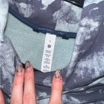 Lululemon  Hoodie Photo 2