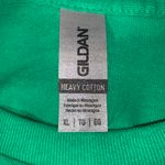 Gildan Holiday "Santa's favorite Nurse"  green graphic tshirt womens size XL Photo 3