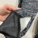 Lululemon Pace Perfect 7/8 Tight Pants Sz 6 Black White Sculpt High Rise Legging Photo 5