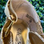 Wild Rose  Gold Strappy High Heel Sandals, size 10 Photo 4