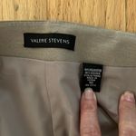 Valerie Stevens  skirt beige size 10 Photo 3