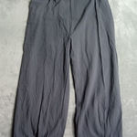 Unbranded‎ Womens Capris Size 3XL Gray Lightweight Pants Photo 0