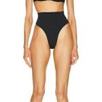 Mugler decorative Photo 0