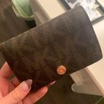 Michael Kors Wallet Photo 0