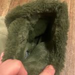 Skechers Womens On The Go Olive Green Goga Mat Boots 11 Suede Faux Fur SN 14633 Photo 5