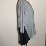 Soho by NY & Co. Gray Knit tunic Top zip up back oversized asymmetrical Sz M Photo 1