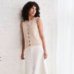 Aran Woollen Mills Photo 1