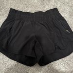 Lululemon  Tracker Shorts 4" Photo 0
