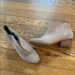 Blondo  Women's Tan waterproof Ankle Boots, 6.5 Photo 1