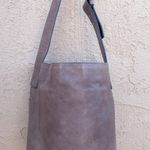 Alexander McQueen taupe leather zipper shoulder bucket bag purse handbag Photo 5