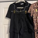 Ekouaer NWOT  Black and Leopard Pajamas Photo 2