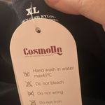 Black cropped Long Sleeve compression workout Top with Thumb Holes xl NWT Photo 4