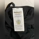 Athleta  NWOT Conscious Cut Out Crop Top D-DD Size M Black Removable Pads Photo 4