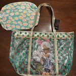 La Sorella Cute Bag with smaller makeup bag NWT Green Photo 5