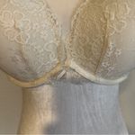 Victoria's Secret Coconut White Dream Angels Lace Push-Up Bra 38DD Photo 2