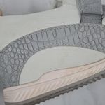 Baretraps  Johanna platform sneakers size 9 Photo 8