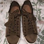 Mossimo Supply Co . Platforms Photo 0