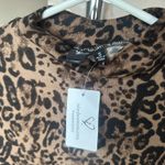 Windsor  Leopard Long Sleeve Photo 1