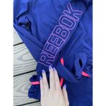 Reebok  medium blue hoodie long sleeve atheltic thumb hole sweatshirt Photo 3