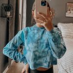 Gildan Cropped Tie Dye Sweatshirt Photo 0