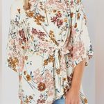 Willow + Root  Floral Keyhole Tunic Top from Buckle Photo 2