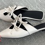 Antonio Melani NWOT 100% genuine leather cream pointy toe bow mule designer Photo 2