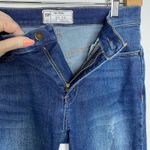 Free People Mid Rise Skinny Fringe Hem Ankle Jean size 25 Photo 4