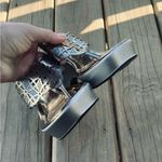 Cute Carlos by Carlos Santana platform sandals 🌷🌷 Silver Size 6.5 Photo 4