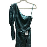 Chi Chi London JACQUARD ONE SHOULDER DRESS Photo 4