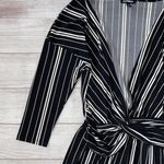 EXPRESS B&W stripe 3/4 sleeve jumpsuit w/front knot tie sz M Photo 4