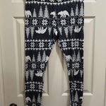 Old Navy  gray winter design thermal leggings size Large Photo 0