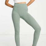 Stradivarius  Street Living Movement Leggings Photo 0