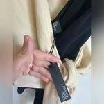 Lisa Marie Fernandez stretch Photo 7