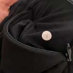 Lululemon  Womens Black Mesh Capri Crop Leggings 6 Photo 8