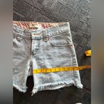 Levi's LEVI’S Slouch 504 Reworked Denim Cutoff Shorts Women’s 🩵Size 7🩵 Photo 10