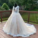 Custom Made Wedding Dress princess long train lace Embroidered Long Sleeve Light Weight Photo 0