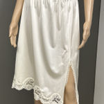 Vintage JCPenney Half Slip Size Large Cream Ivory 100% Nylon Scallop Lace Slit Photo 0