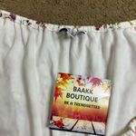 White Birch Baak Boutique Women’s Small White/Multicolored Floral Short Sleeve Romper-NWT Photo 6