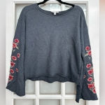American Eagle  Y2K Grey Blue Cropped Floral Embroidery Sweatshirt Size Small S Photo 10