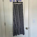 Charlotte Russe Charlotte Russe women’s black white patterned maxi skirt — XS Photo 3
