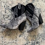 Dingo NWOT Calico Leather Bootie in black/grey combo Photo 7