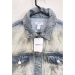 Forever 21  Womens Light Blue Distressed Denim Jean Jacket -‎ Size S Photo 2