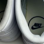 Nike  Women’s Court Royale 2 MI2 Sz 8.5 Photo 8