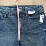 Old Navy Women’s High Rise OG Straight Jean Shorts Size 8 Photo 8