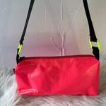 Walker San Francisco Neon Pink Waterproof Shoulder Bag Photo 4