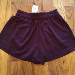 Sis Sis Burgundy elastic shorts Photo 3