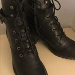 Zodiac  women Gemme black leather combat boots US 9 Photo 4
